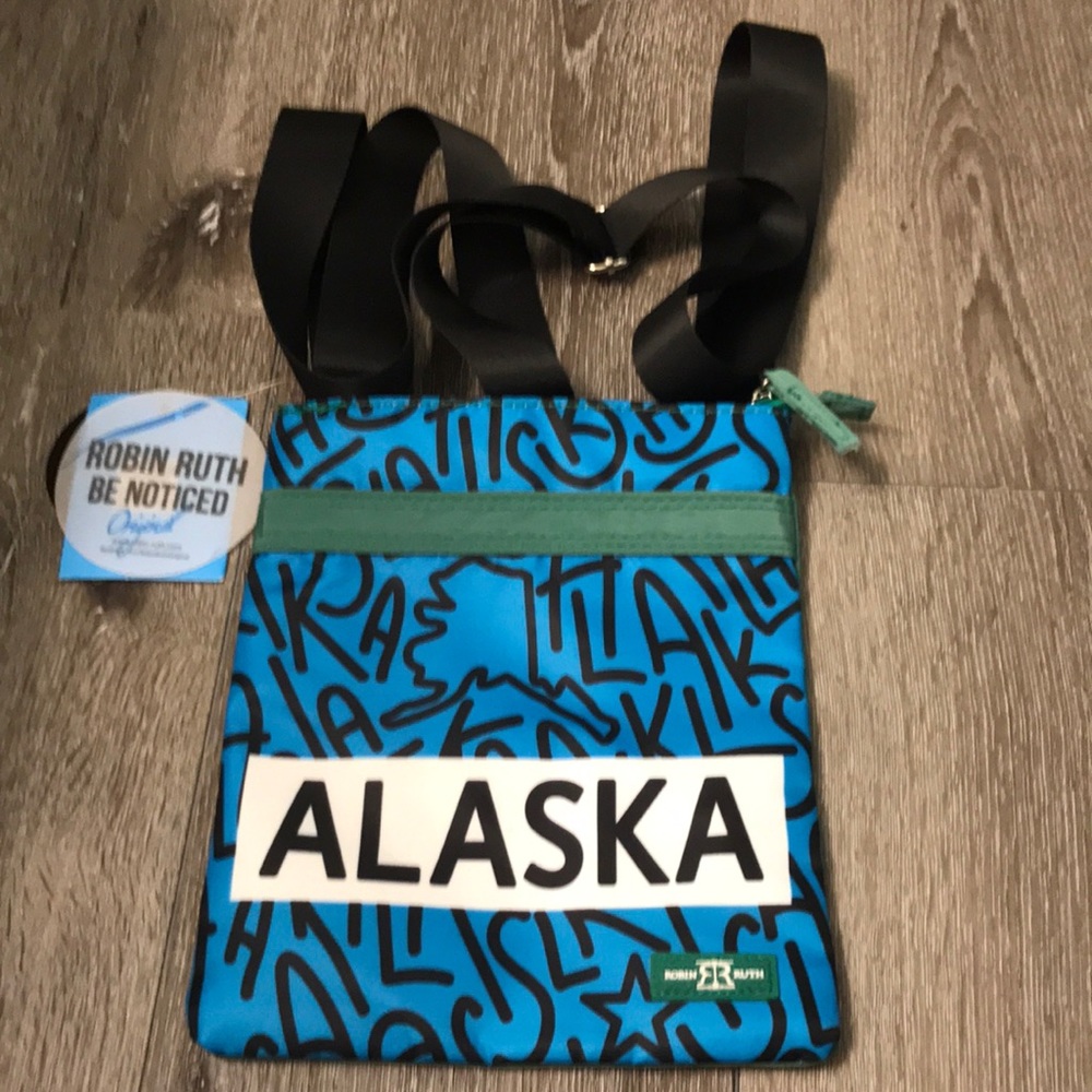 NEW Robin Ruth Alaska purse